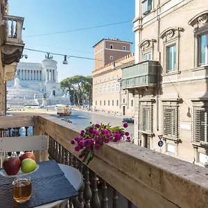 Amazing Piazza Venezia Casa de Férias